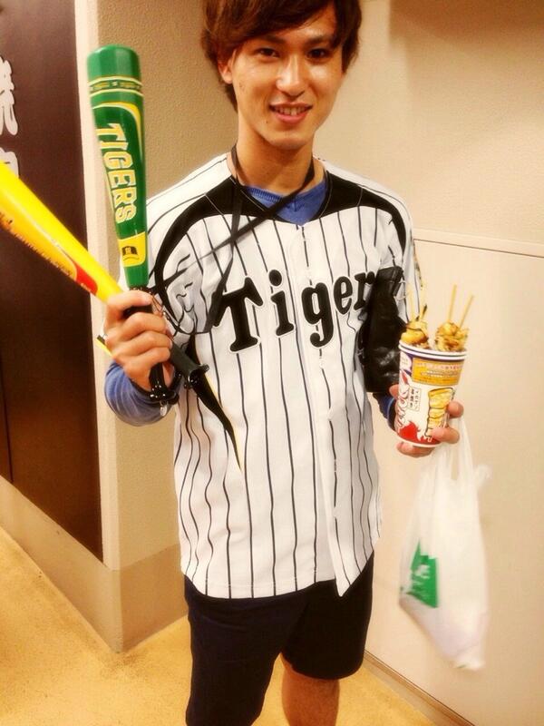 Takumiminamino 南野拓実 阪神タイガースの応援に行きました 初めて野球観戦して楽しかったです O Http T Co 2ermujk6yn Twitter