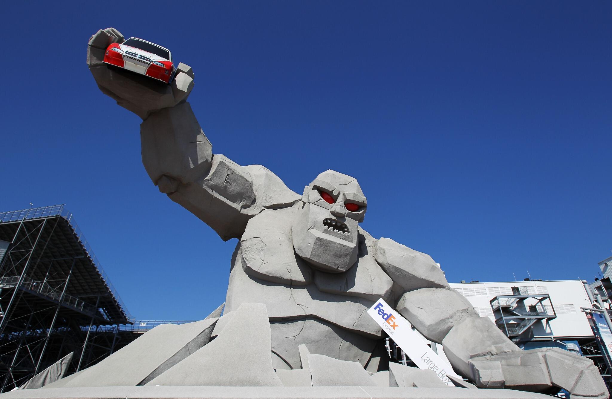 BozzsToCIAA6Gcd.jpg:large