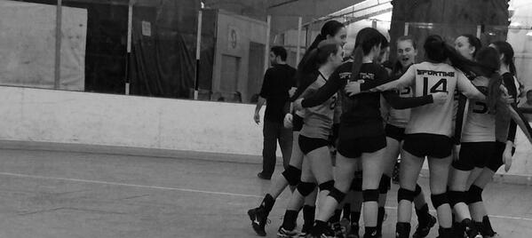 CoachMike4Prez's tweet photo. #tbt #bestteamoutthere #missthem #sportimevbc #proudcoach #lookatmetotheleftofthem #peepcoachmike #iliketohastag !! http://t.co/JfrCnSvlYl