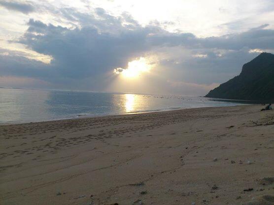 firman_RS7's tweet photo. Sumbawa http://t.co/PQKfY8LyOA