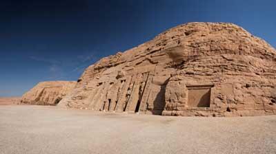 STLRamses's tweet photo. My beautiful architecture; Abu Simbel http://t.co/jbIkr57V4n