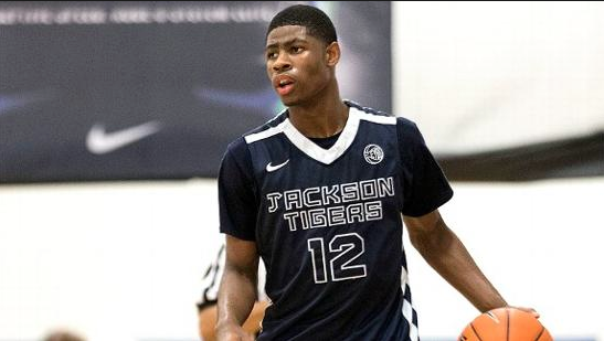 NinaZDallas's tweet photo. @CourtsideFilms Malik Newman KILLS Both Circuits (Nike &amp; Under Armour)
[Video] http://t.co/TdKXDg8pV1
@iammaliknewman http://t.co/vDoiHUeiwF