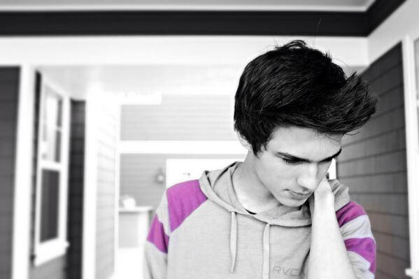 BrentRivera's tweet photo. RETWEET this tweet and #BrentRivera for a follow😊❤️ http://t.co/O3f3Fvow6d