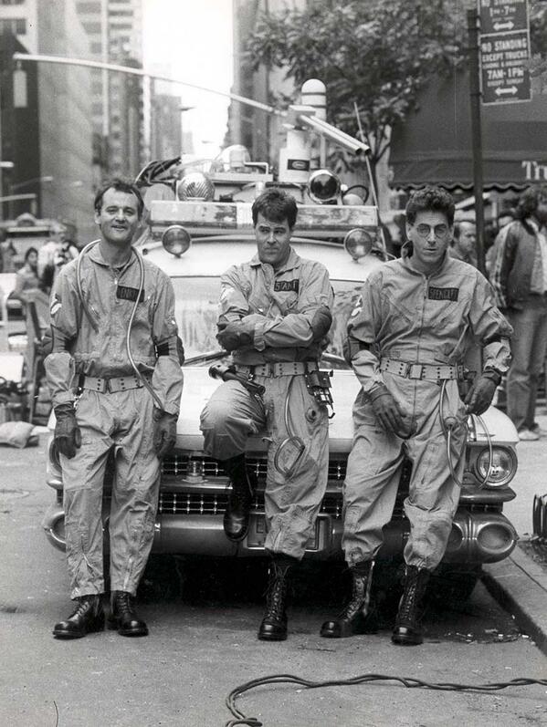 HistoryInPics's tweet photo. Bill Murray, Dan Aykroyd, and Harold Ramis on the set of Ghostbusters http://t.co/PVuiUh7xSA