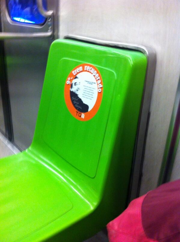 brendavgarciae's tweet image. Lo que me encontré en el metro Gabriel García #transporteconomics #limo