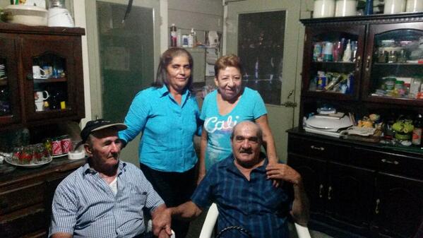 mperdomoh's tweet photo. Family+ http://t.co/vEQTKZAilA