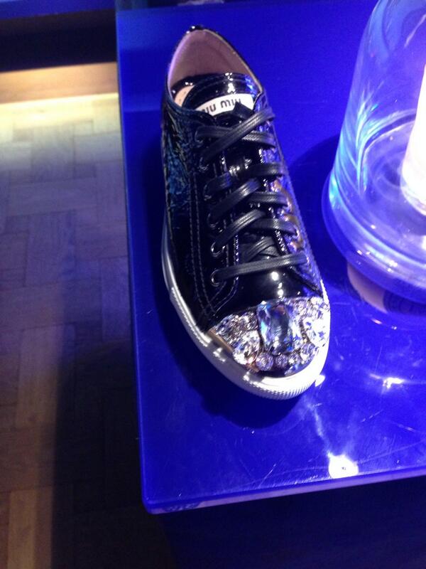 jenexplores's tweet image. Want. Need. #miumiu