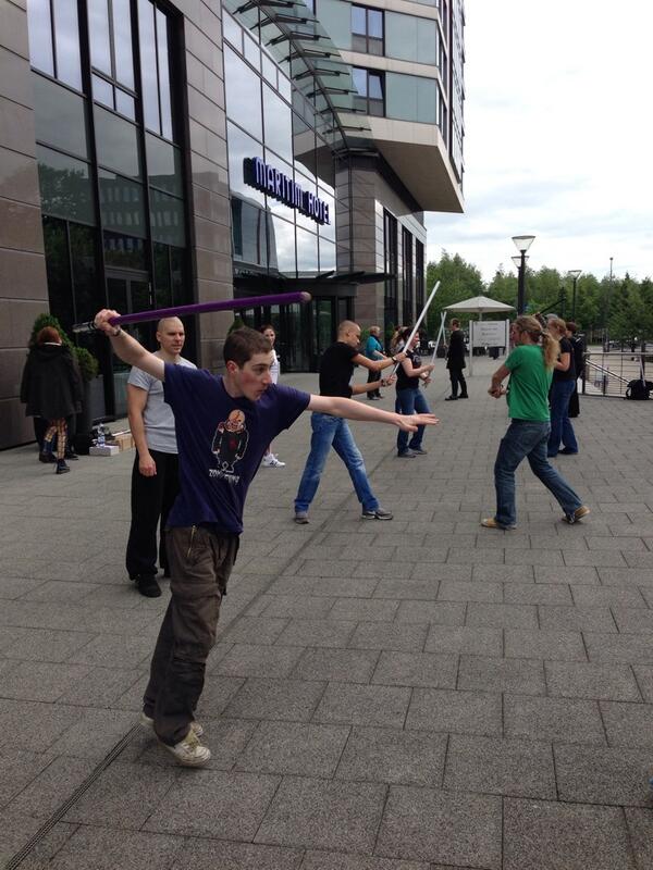 GarrettRWang's tweet photo. @fedcon #LightSaberWorkshop #fedcon2014 #actionshot http://t.co/mKgVENb40D