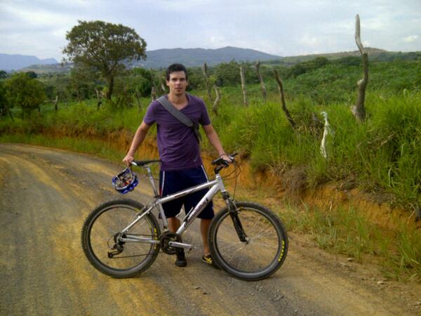 JuanRamiroPV's tweet photo. Poniendome en forma http://t.co/uv4zX9X8nM