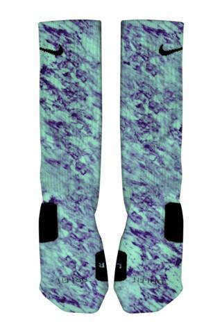 EliteSockGame's tweet photo. GIVEAWAY 

Rules:
-RT This
-Have to be following Me

Winner will be DMed at 10K! http://t.co/ZMu5jhrhDl