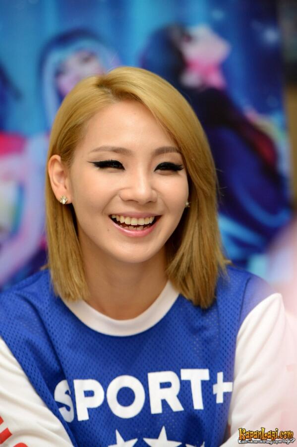 2ne1 Singapore On Twitter Photo Cl With Her New Chic Short Bob