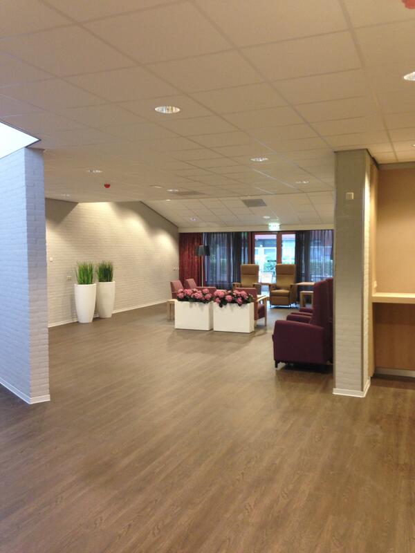marijndekok's tweet photo. Renovatie van de Kim in St. Willebrord bijna afgerond. http://t.co/rIbjJEEUvA