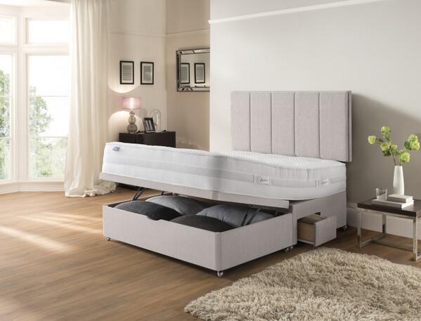 Storey Carpets tweet media
