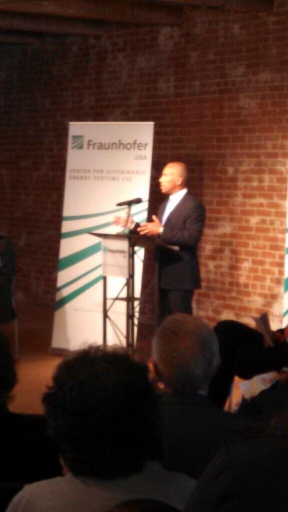 markrotoole's tweet photo. Great shout out to @GreentownLabs by @MassGovernor at Fraunhofer open house http://t.co/4REJAV5pBd