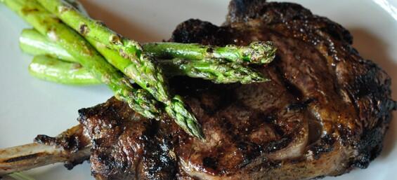 9 Must-Try #Atlanta Steakhouses incl. <a href="/ParkersOnPonce/">Parker's On Ponce</a> @RathbunSteak &amp; #Hals: zagat.bz/1l5HcpL