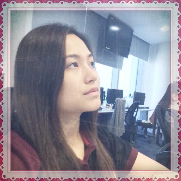 Helenmeomeo's tweet photo. Noi bun nhieu wuaa, goi vao dau cho het??... Khi nao e moi duoc hanh phuc ha a?? http://t.co/LxFWOMCdRq