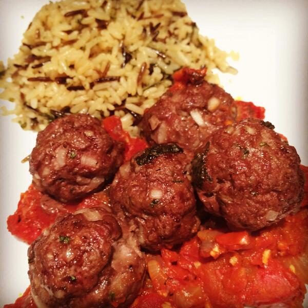 cupofthreads's tweet image. Getting back into my #cooking groove and it feels great! Made #beef #kefta last night. #meatballs