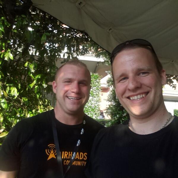 WirelessNes's tweet photo. With the chief @Srynearson himself at #AirheadsConf 2014. http://t.co/epqhMDL7wJ