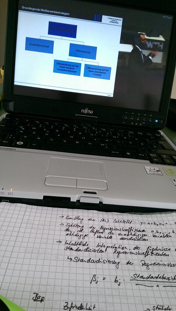 koffeinminister's tweet image. Vorlesungsfreie Woche. 

#geilon #renntbeimir #bidoobidoobidoo