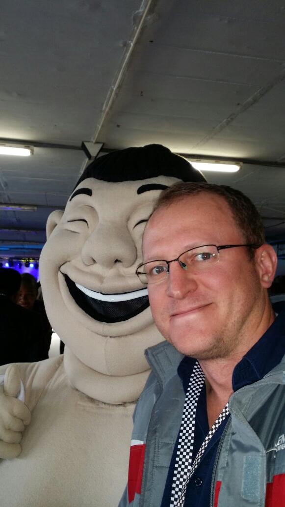 seduplessis's tweet image. #SQLselfie #SQLlaunch