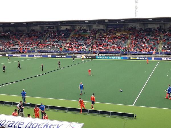 robertschilte's tweet photo. Was gezellig gisterenavond. .. http://t.co/6fsyaLogXQ