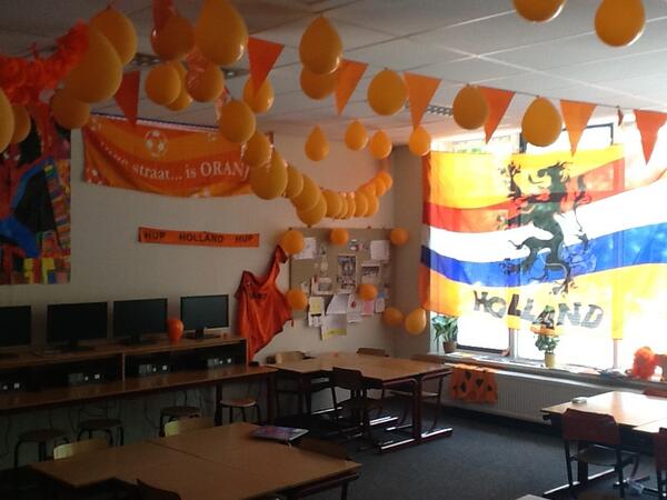 CBSDeWynroas's tweet photo. Wynroas kleurt in rap tempo Oranje! http://t.co/uxS8BhGEIb
