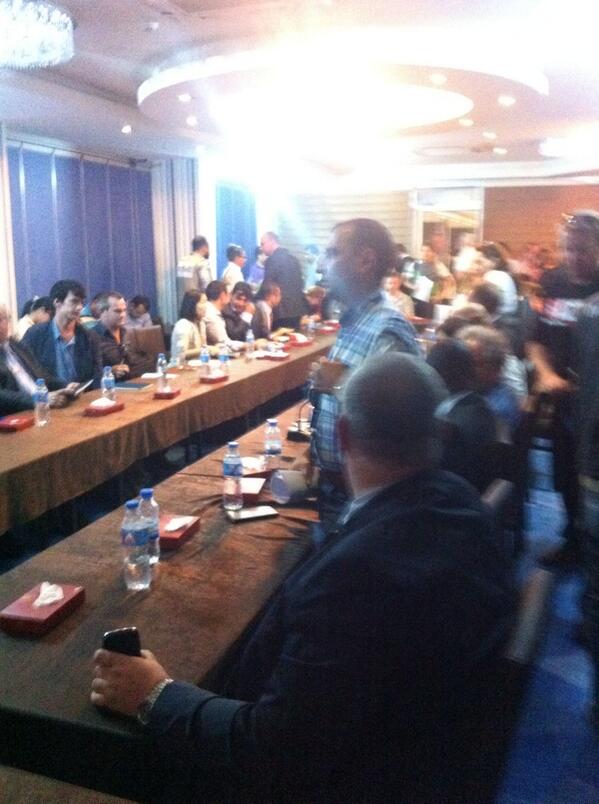 Urgent meeting held by @DrDindarZebari urging NGOs, local authority to aid with the current refugee influx in the KR.