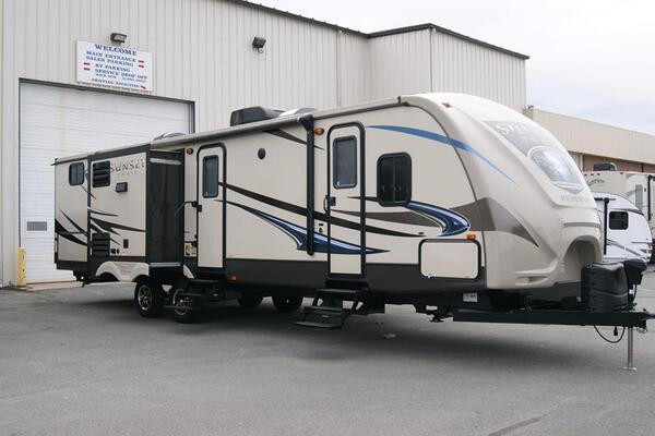 Road Trip Ready Sale June 12-15 Deals like 2014 Sunset Trail Reserve 33BD $143.93 biweekly, taxes in, nothing down