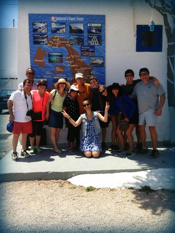SantoriniTour's tweet image. Private tour in Santorini with the most adorable Family!!! 
#santorini #privatetour #family #familybusiness #happy