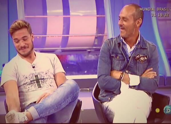 CrisdelRoyo's tweet photo. Pues a mi me encantan ellos y me encanta la bonita AMISTAD que tienen @Tony_Spina @NachoMontesTV http://t.co/eudkaO0hJs