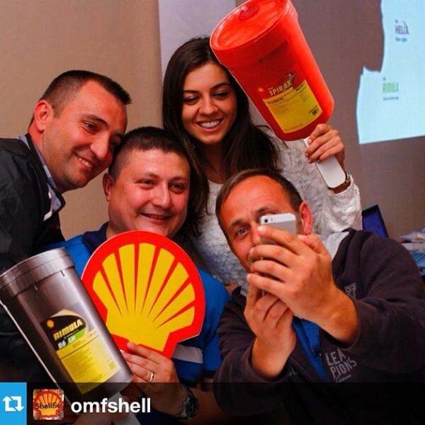 giycek's tweet photo. Omf Shell etkinlik çekimlerindeydik! - #Repost from @omfshell with @repostapp #shellfie #shellmania #omfshellfie ... http://t.co/MxecgRlaD4
