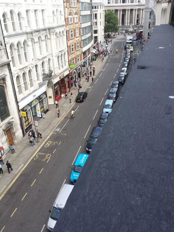 jwalerych's tweet image. #supportyourblackcabbie #saynotouber #uberprotest