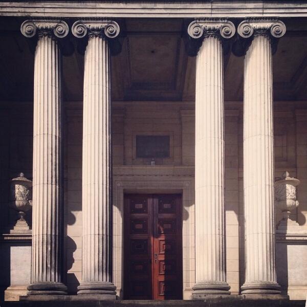 snowarchitects's tweet photo. Columns to the Grade II Lady Lever Art gallery #perspectivecorrect http://t.co/vzFYQxN3Mi http://t.co/Nx7UJ1kyeR