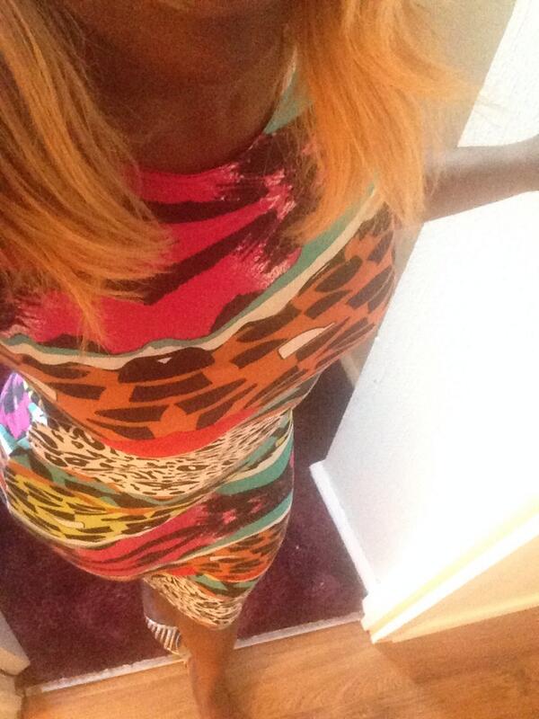 MazCakes's tweet image. #Sunnyday #crazyprint #dresses #tight