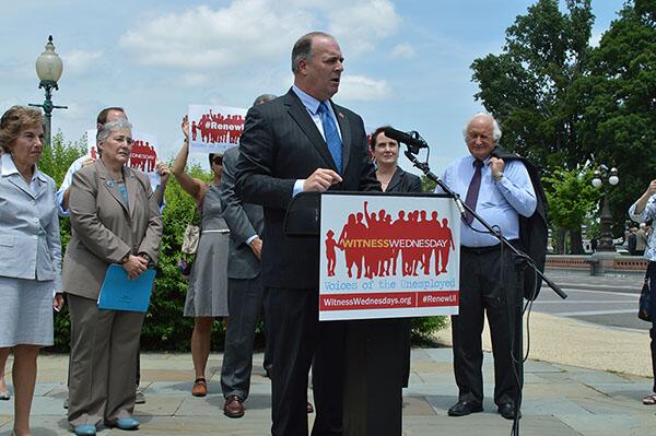 RepDanKildee's tweet image. One vote to #renewUI would reduce pain for 3+ million Americans &amp;amp; their families. Yet @SpeakerBoehner still says no.