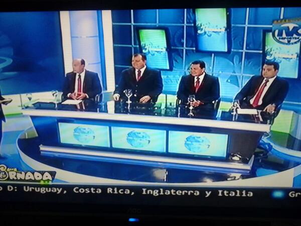 ElPikashu's tweet photo. @Pao_Muack @televicentrohn http://t.co/DhK3ihXcsY