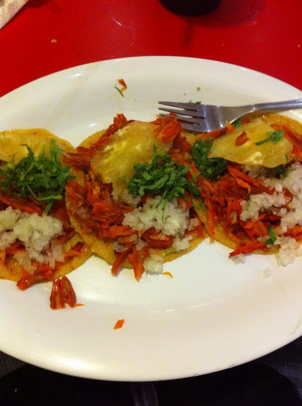 omar_pr18's tweet photo. @anacristcc  oye extraño que cocines picadillo y pasta ...  #nocierto  jajaja pero sí te extraño :( http://t.co/wZN2Xq7u9p