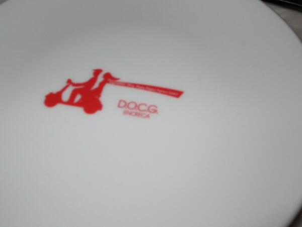 Travel2_eat's tweet photo. We miss our Vegas trips @DOCGLasVegas more pics from here to come #work4thrillist @EdgeShaveZone http://t.co/ndJQEYXEEG