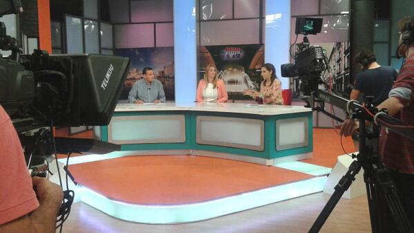 AytoLagunaDuero's tweet photo. Hoy a partir de las 22:00 h. en TV CyL 8 Estela Crespo y Alfredo Fadrique informan del SON DE AQUÍ y ARTELAGO 2014 http://t.co/GyAxqAj0Fp