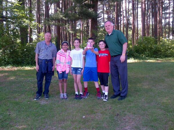 The winners of the annual "Fifth Grade Egg Drop" from Mr. Bernard's class.

#clockdogs
 mail-attachment.googleusercontent.com/attachment/u/0…