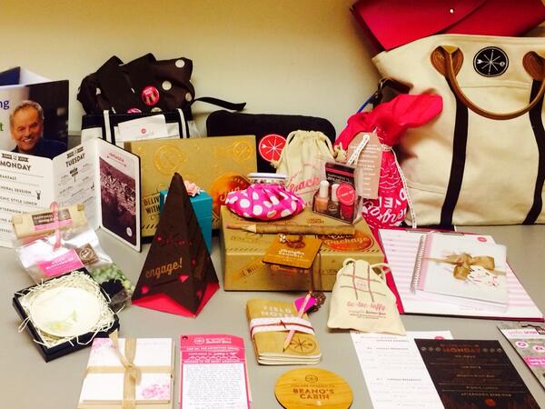 EauWedding's tweet photo. Wedding Wednesday 
#engage14 flashback http://t.co/R44dsP6ESF