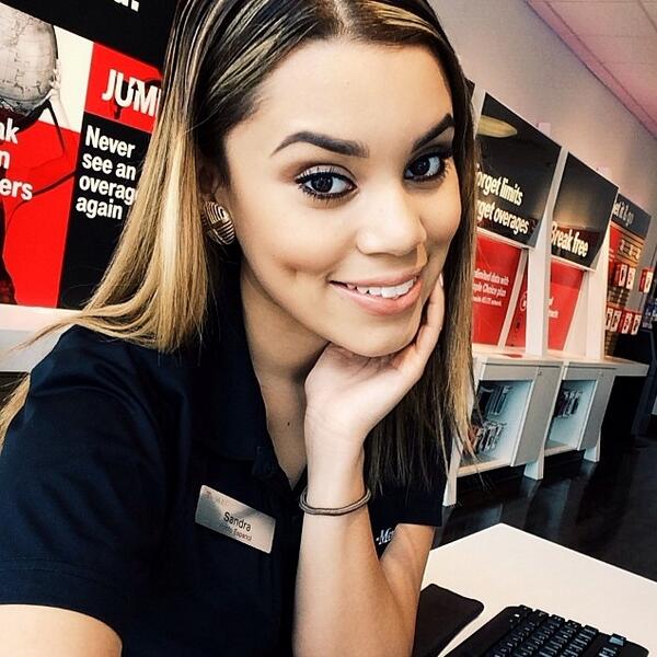 Mr_Han_SoloDolo's tweet image. @patryyciah parents didn't pay for me to sound like a jackass! I miss #oldpattymayo. The new joint.. #nikeeyebrows