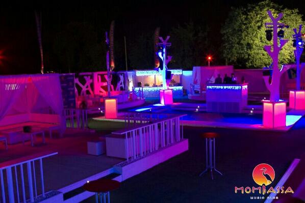 MOMBASSAarahal's tweet photo. Este finde ya podeis difrustar de nuestra terraza un dia mas abrimos a partir de ahora viernes y sabado te esperamos http://t.co/wkot9YUTrC