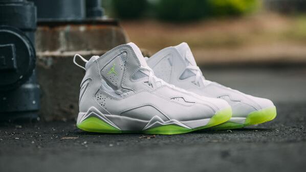 jordan true flight finish line