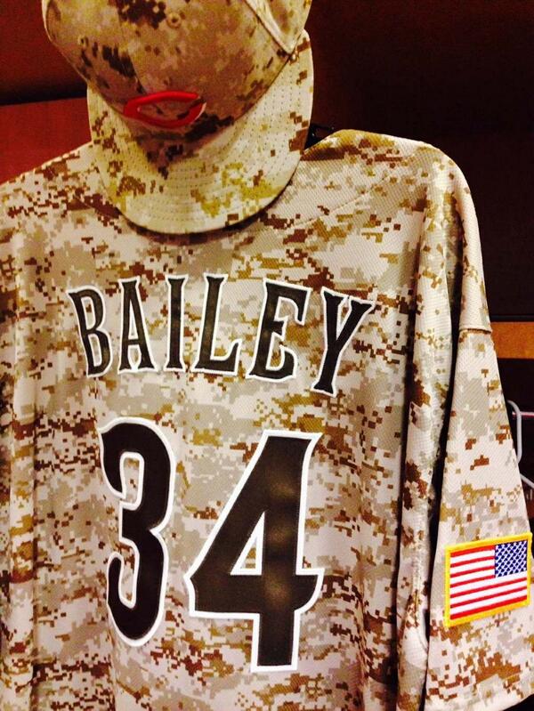 reds camo jersey