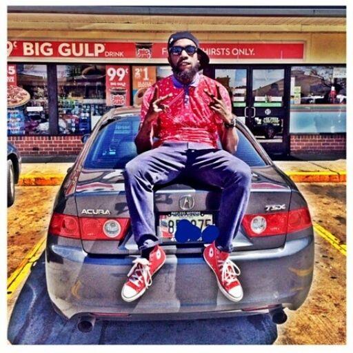 AmbitousA's tweet photo. #FreeTheGang http://t.co/nZLu8QDDRj