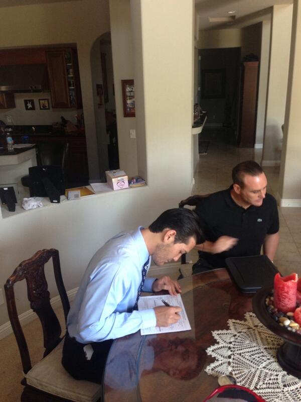 markanderson65's tweet photo. RT @unlvbaseball: Congrats to @jrichy45 on officially joining the @Dodgers organization today! http://t.co/sW4VYqUgLG #UNLVbaseball #lvrj
