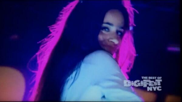 anna5Harmony's tweet image. BOSS #PreOrderFifthHarmonyBOSS  smarturl.it/5HBOSS