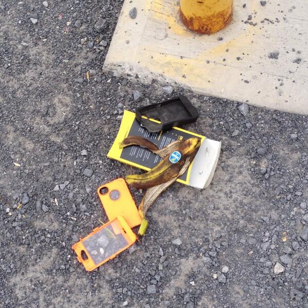 FailedProtostar's tweet photo. At a loss to explain what happened in this parking lot before I got there. #csiottawa http://t.co/IP6L4Bmr6h