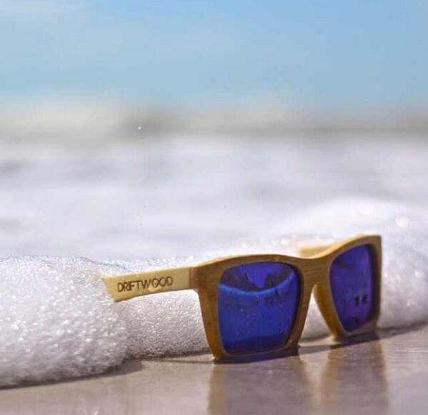 TendyTime's tweet photo. Everybody follow @Driftwoodshades for polarized floatable shades. They're perfect for the offseason on the water! http://t.co/NF6oP0haaP